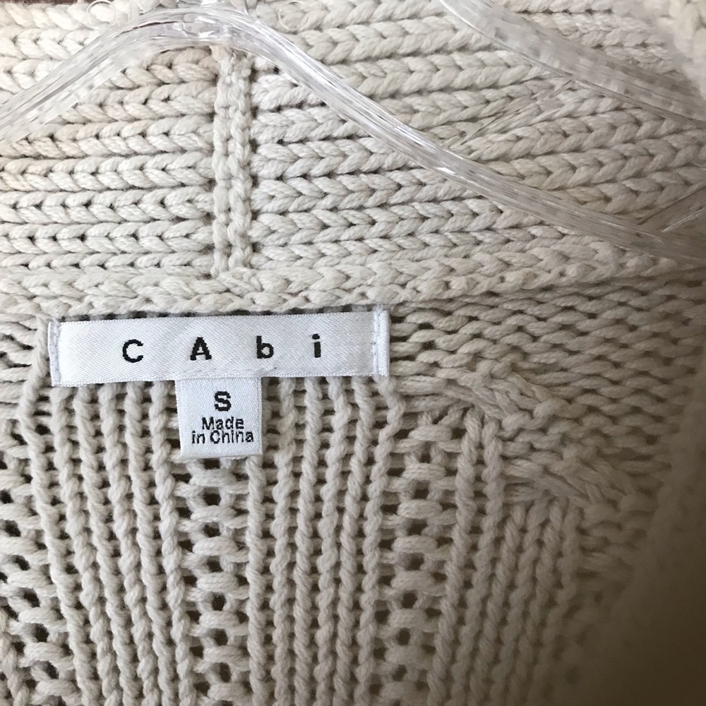 Cardigan sweater